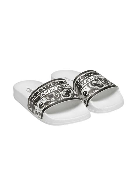 Ciabatte Bianche Con Stampa Maiolica Nera DOLCE & GABBANA KIDS | DD0318-A1838IU3TN